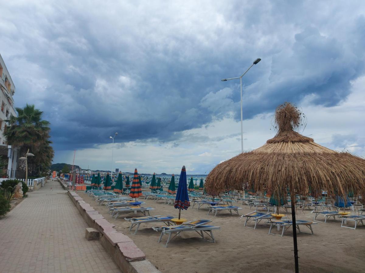 Bral Apartment 7 - Two-Bedroom With Seaview Durrës Exterior foto